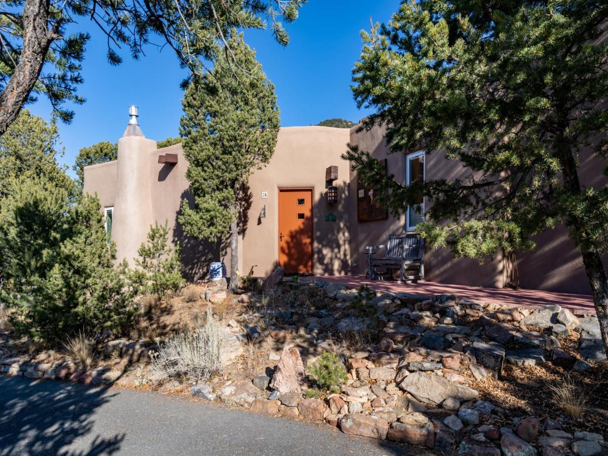 Puesta De Sol, 1 Bedroom, Sleeps 2 * Santa Fe